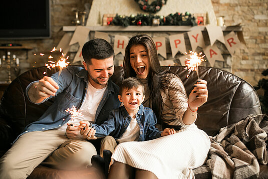 silvester-neujahr-fest-familie-freunde-04